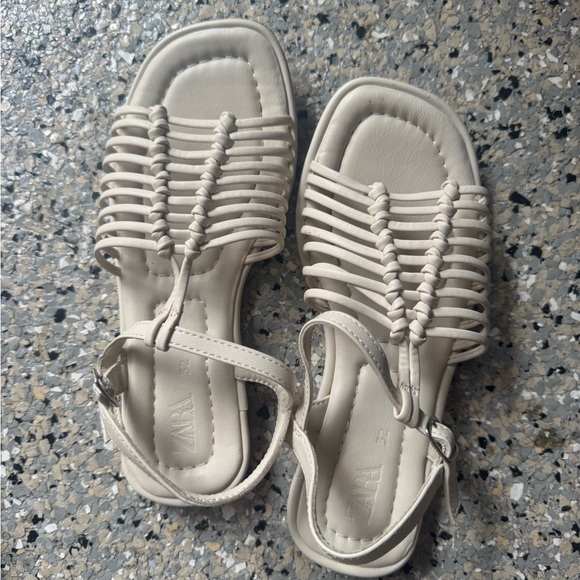 Zara Beige Girl's Strappy Sandals - Picture 1 of 6